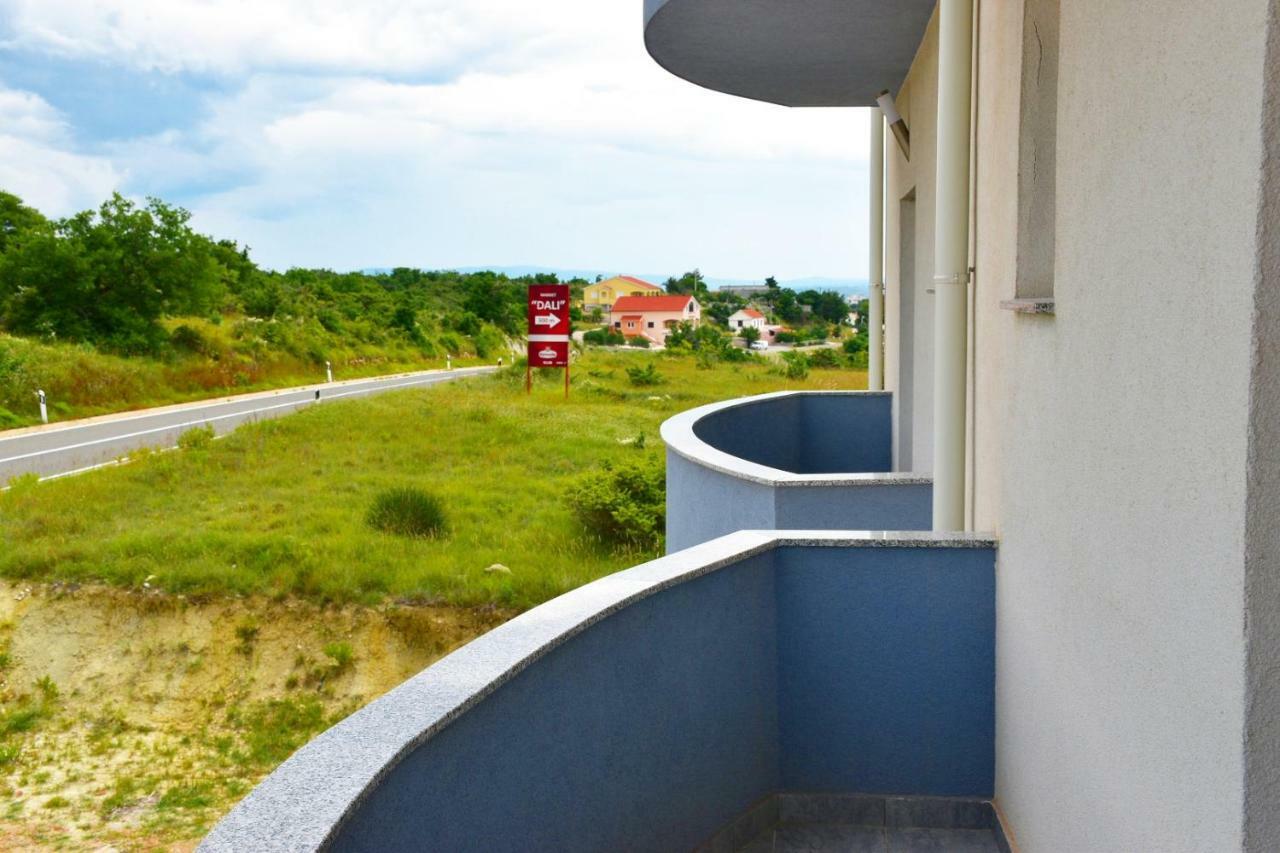 Apartmani Niko 1 Radovin Eksteriør bilde
