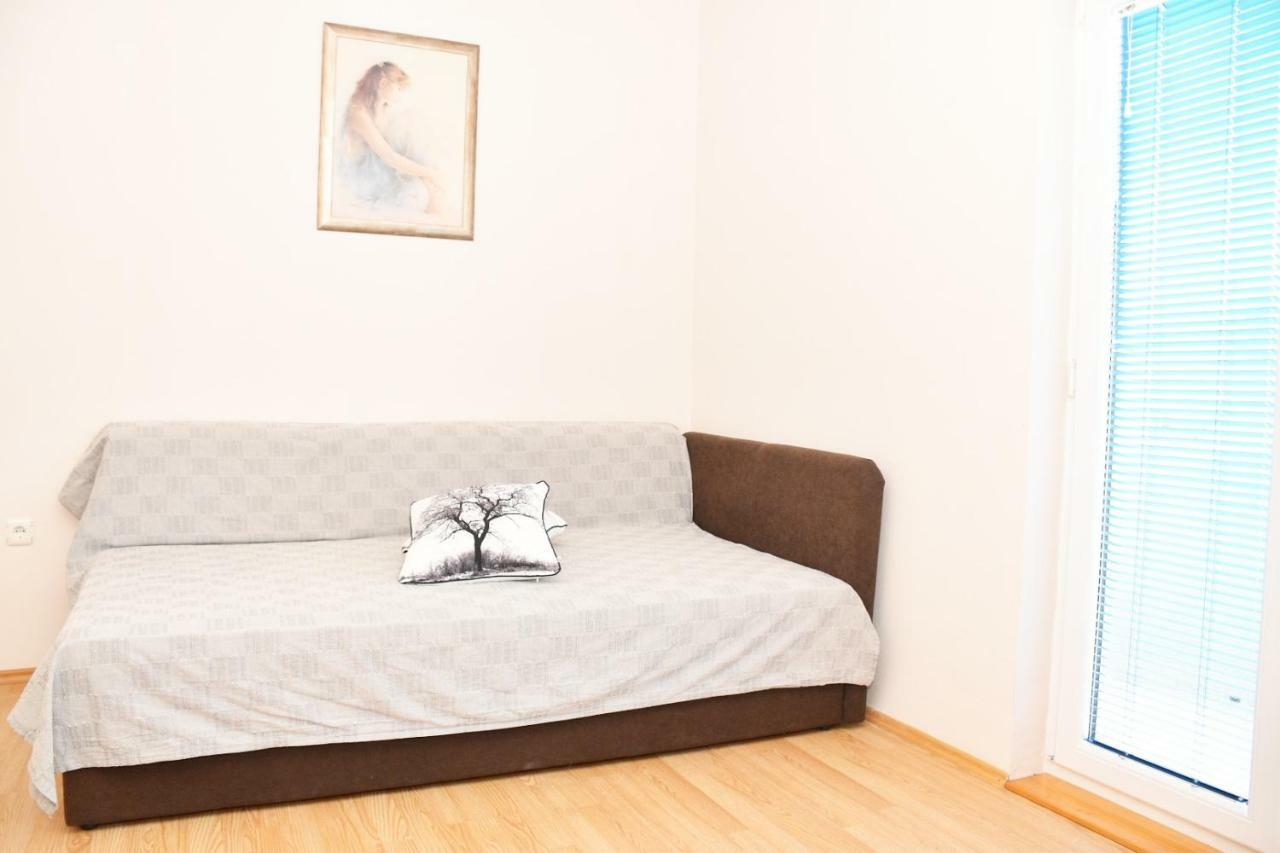 Apartmani Niko 1 Radovin Eksteriør bilde